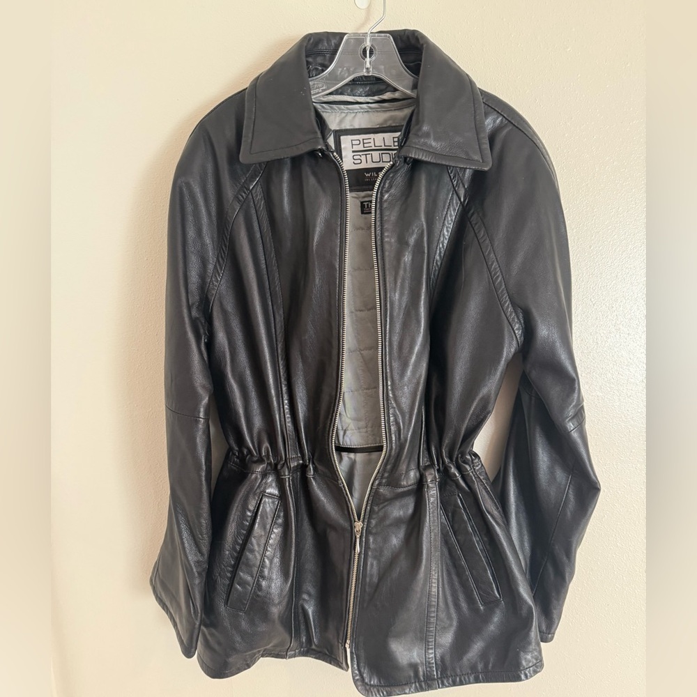 Wilsons Leather Pelle Studio Women's Leather Jacket Size M Thinsulate Lined.